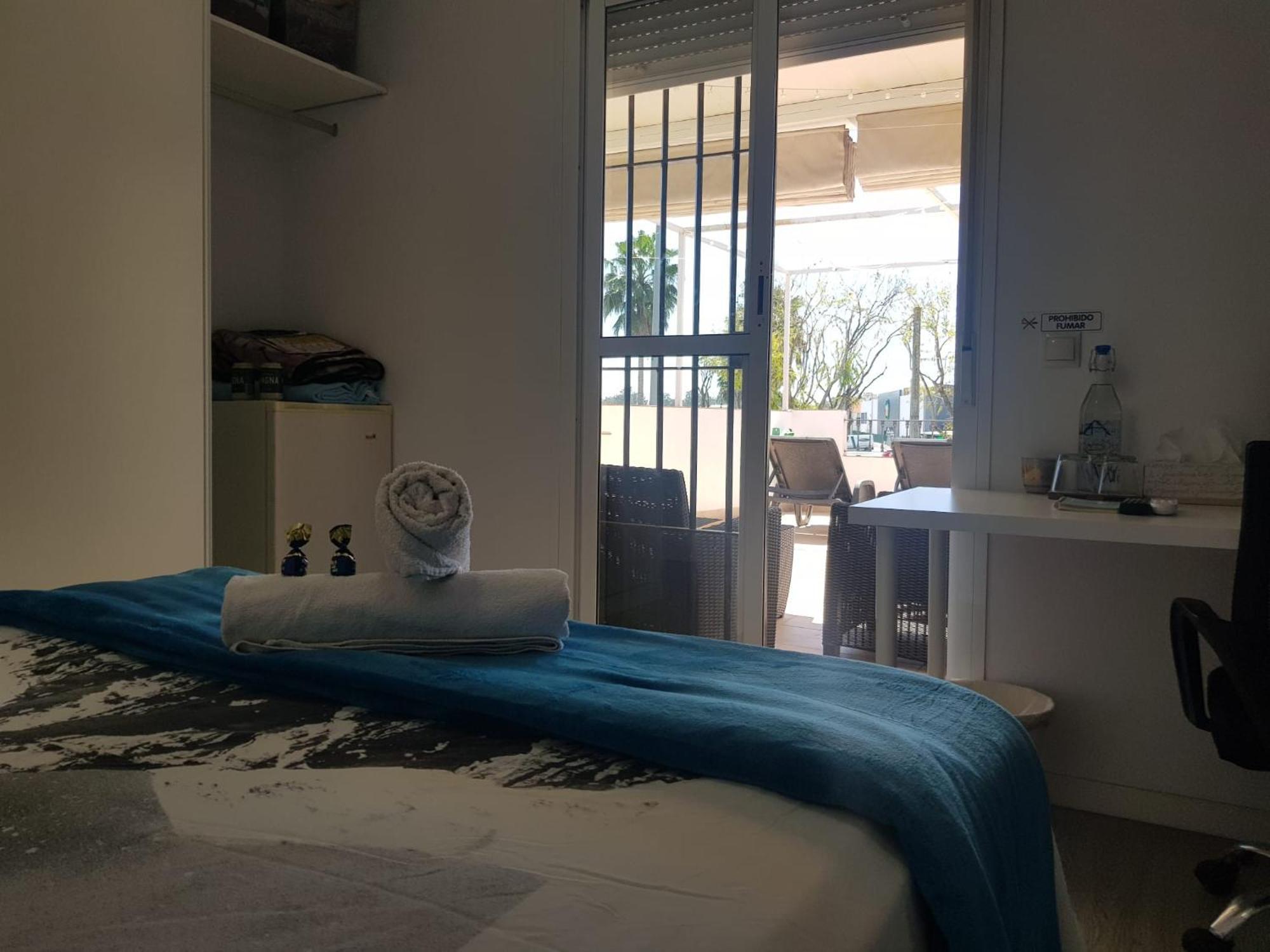 Habitacion En Coria Coria del Río Exteriör bild